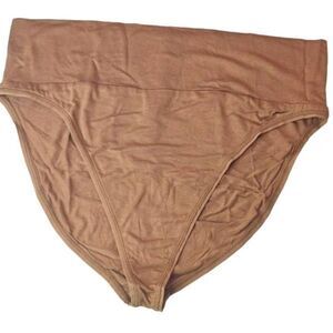 Skims panty Nwt